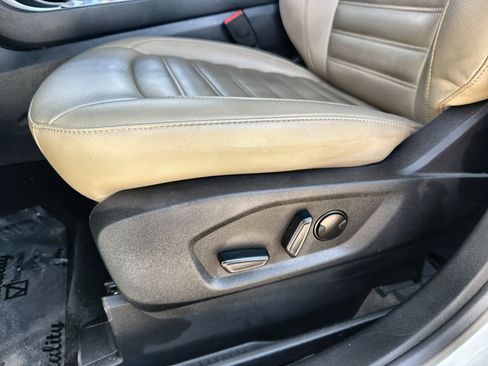 Certified 2023 Ford Edge SEL w/ Convenience Package AWD/4WD image 12