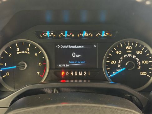 Used 2015 Ford F150 XLT AWD/4WD image 33