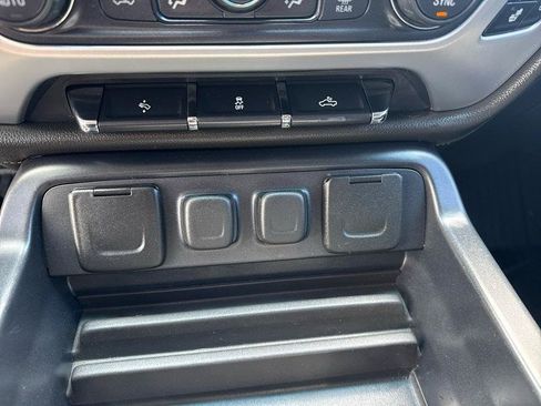 Used 2017 GMC Sierra 1500 SLT w/ SLT Premium Package RWD image 10