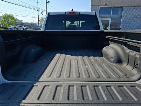 Used 2021 RAM 1500 Big Horn AWD/4WD image 15