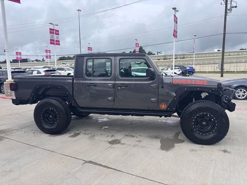Used 2021 Jeep Gladiator Sport AWD/4WD image 5