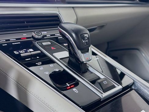 Used 2022 Porsche Panamera Turbo S AWD/4WD image 20