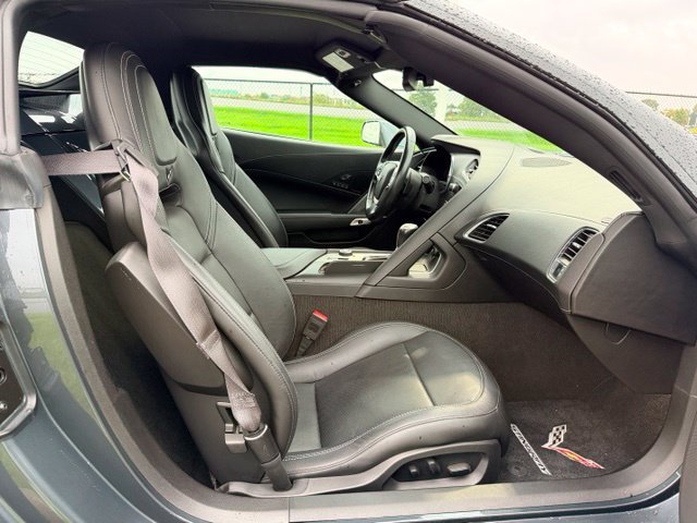 Used 2014 Chevrolet Corvette Stingray Convertible w/ 2LT Preferred Equipment Group RWD image 11