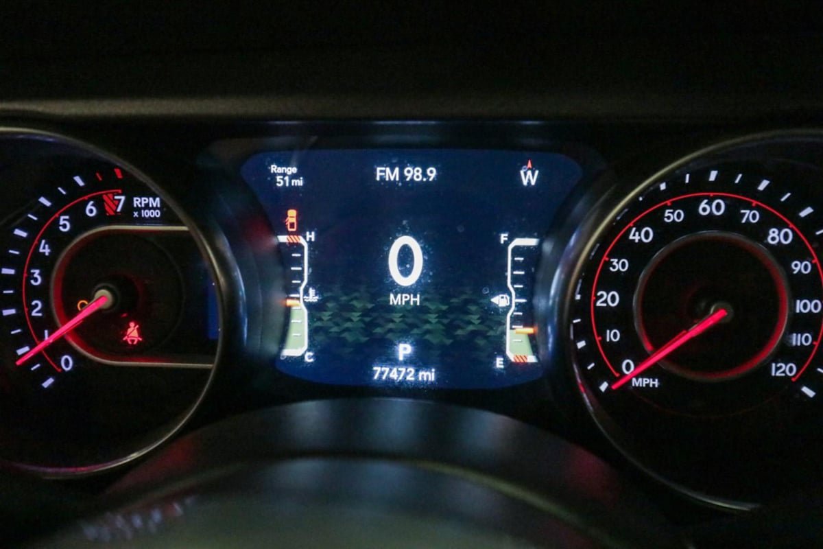 Used 2021 Jeep Gladiator Mojave AWD/4WD image 16