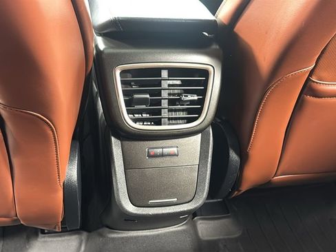 Used 2016 Lincoln MKX Reserve w/ Climate Package image 37