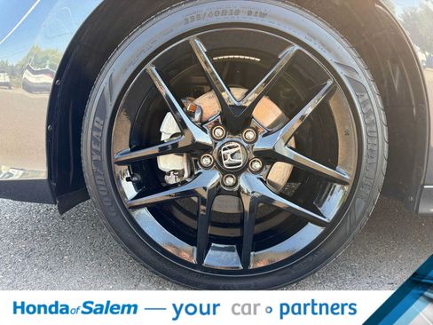 Used 2025 Honda Civic Sport image 8