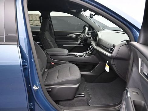 New 2026 Chevrolet Traverse LT w/ Driver Confidence Package image 43