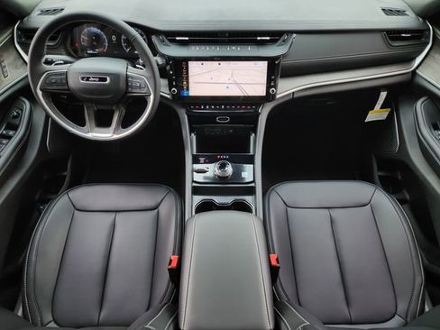 New 2026 Jeep Grand Cherokee L Limited image 20