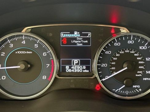 Used 2017 Subaru Crosstrek 2.0i Limited AWD/4WD image 16