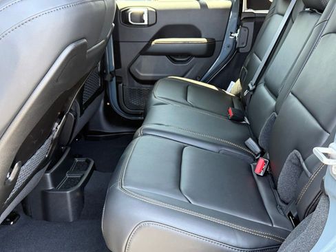 New 2025 Jeep Wrangler Unlimited Rubicon 392 image 30