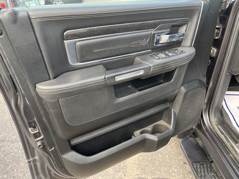 Used 2017 RAM 1500 Limited image 11