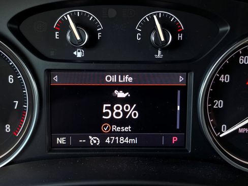 Used 2023 Buick Enclave Essence AWD/4WD image 36