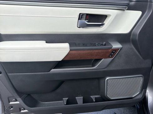 Used 2024 Toyota Sequoia Capstone image 10