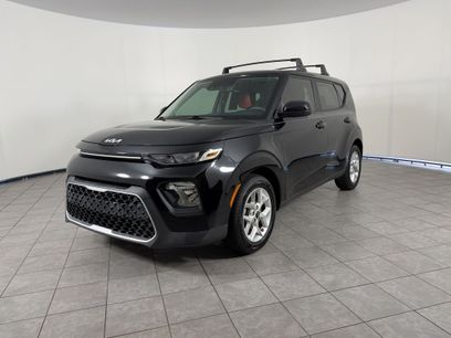 Used 2022 Kia Soul LX w/ Technology Package
