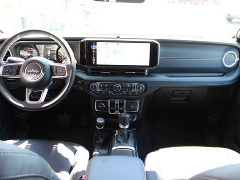 New 2026 Jeep Wrangler Unlimited Sahara AWD/4WD image 44