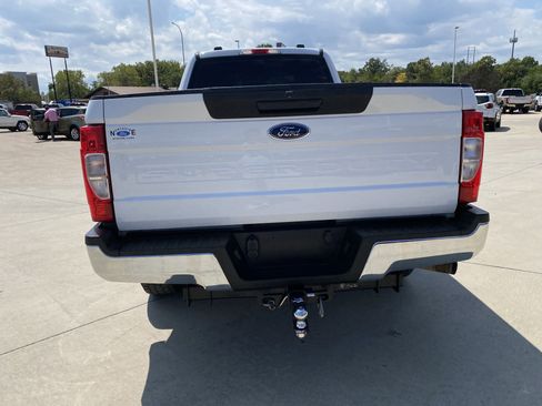 Used 2022 Ford F250 XL w/ STX Appearance Package image 7