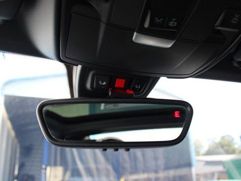 Used 2019 Mercedes-Benz SLC 300 image 29