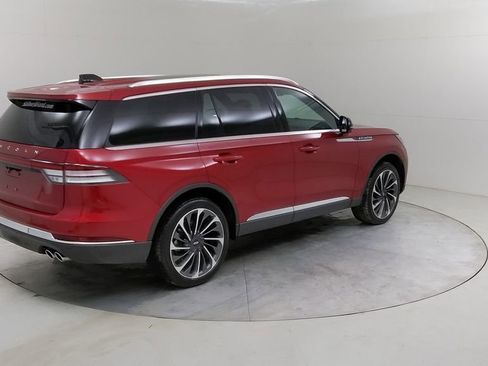 Used 2025 Lincoln Aviator Reserve w/ Equipment Group 201A image 13