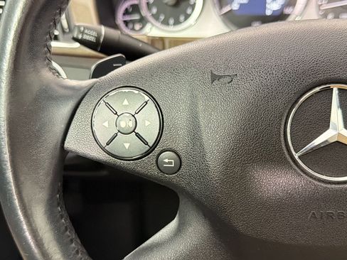 Used 2011 Mercedes-Benz E 350 BlueTEC Sedan image 22