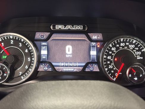 Used 2023 RAM 1500 Laramie AWD/4WD image 23
