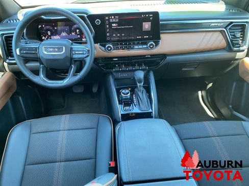 Used 2025 GMC Canyon AT4 AWD/4WD image 27