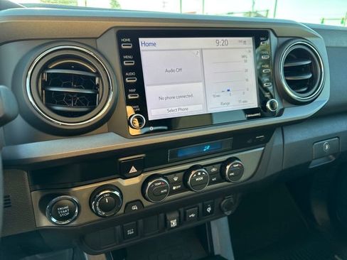 Used 2021 Toyota Tacoma TRD Sport image 21