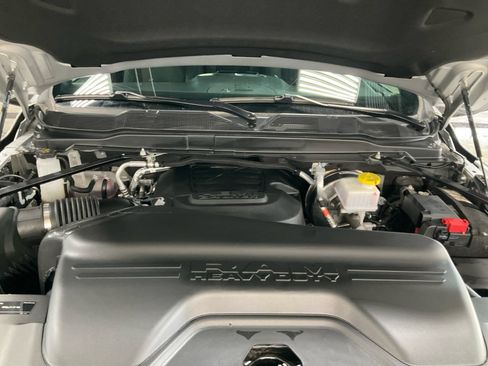 Used 2026 RAM 2500 Big Horn AWD/4WD image 31
