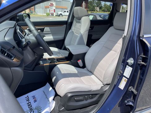 Used 2020 Honda CR-V Touring image 14