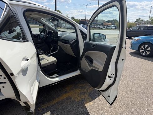 Used 2018 Ford EcoSport Titanium AWD/4WD image 11