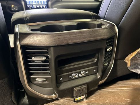 New 2025 RAM 2500 Laramie image 29
