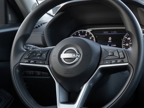 Used 2024 Nissan Sentra SV image 21