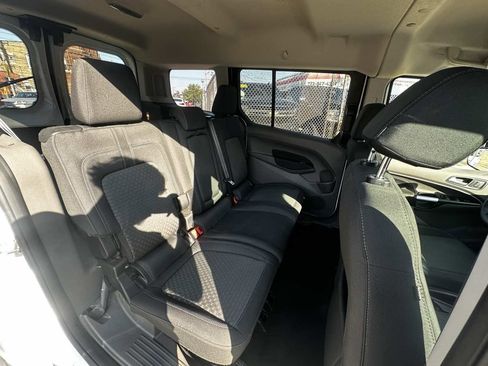 Used 2020 Ford Transit Connect XLT image 24