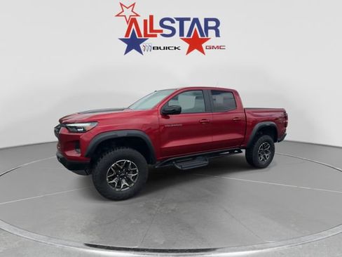 Used 2024 Chevrolet Colorado ZR2 w/ Technology Package AWD/4WD image 3