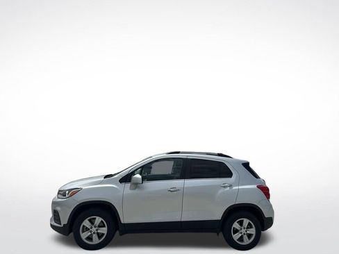 Used 2020 Chevrolet Trax LT w/ LT Convenience Package AWD/4WD image 8