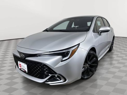 Used 2024 Toyota Corolla XSE FWD image 1