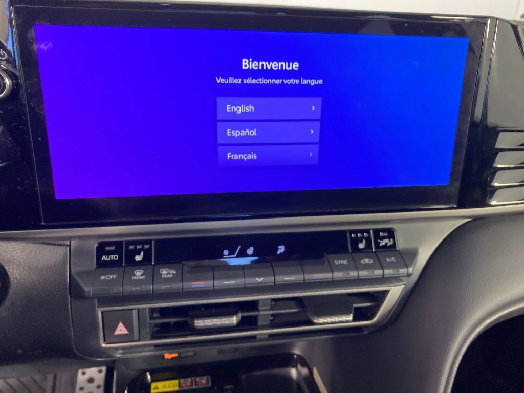 Used 2025 Toyota Camry XSE AWD/4WD image 21