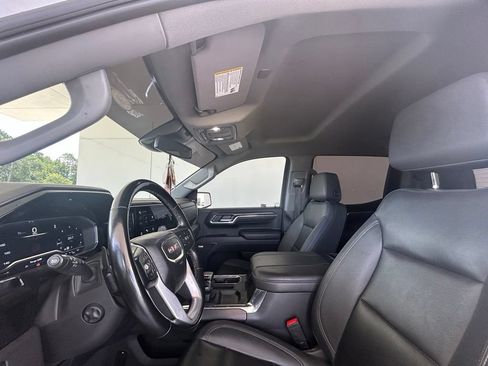 Used 2023 GMC Sierra 1500 SLT w/ SLT Premium Package AWD/4WD image 10