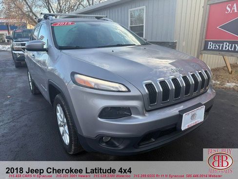 Used 2018 Jeep Cherokee Latitude image 1