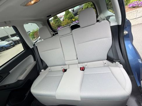 Used 2017 Subaru Forester 2.5i Premium AWD/4WD image 25
