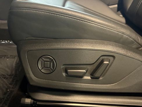 Used 2024 Audi Q4 e-tron Prestige w/ Black Optic Package AWD/4WD image 19
