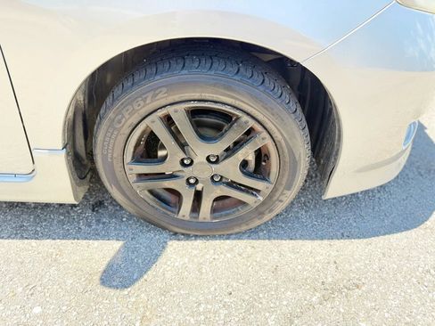 Used 2011 Honda Fit Sport image 11