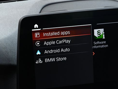 Used 2023 BMW 530i xDrive w/ Premium Package image 18