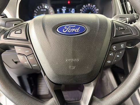 Used 2015 Ford Edge SE AWD/4WD image 16