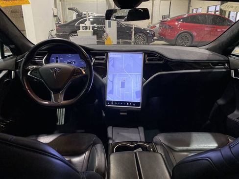 Used 2016 Tesla Model S AWD image 2