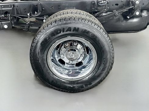 New 2026 RAM 3500 Tradesman w/ Chrome Appearance Group A AWD/4WD image 16