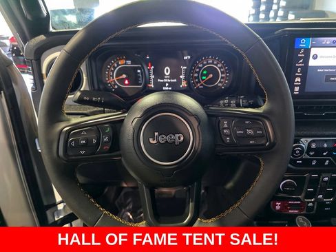 Used 2024 Jeep Wrangler Unlimited Sport AWD/4WD image 9