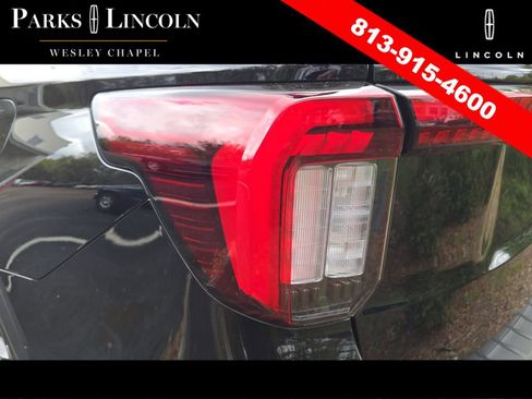 Used 2025 Ford Explorer ST w/ Sun And Sound Package image 10