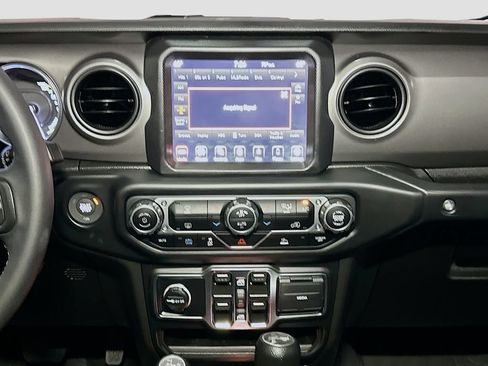 Used 2023 Jeep Wrangler Unlimited w/ 8.4" Radio Group AWD/4WD image 11