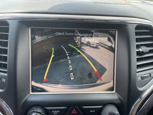 Used 2016 Jeep Grand Cherokee Summit AWD/4WD image 22