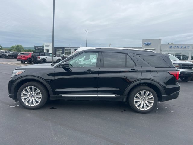 Used 2025 Ford Explorer Platinum w/ LUX Leather Package AWD/4WD image 4